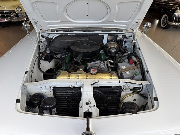 Chrysler Imperial 21 of 30