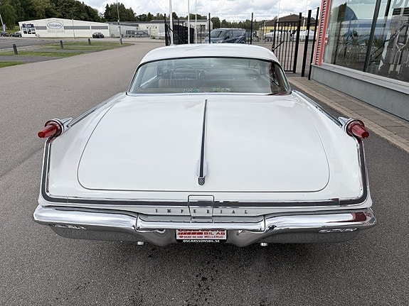 Chrysler Imperial 12 of 30