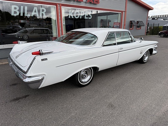 Chrysler Imperial 10 of 30