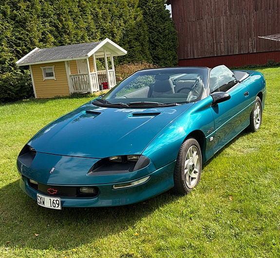 Chevrolet Camaro 18 of 18