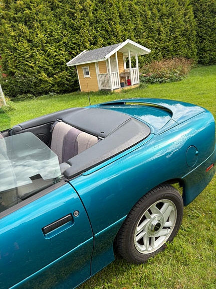 Chevrolet Camaro 11 of 18