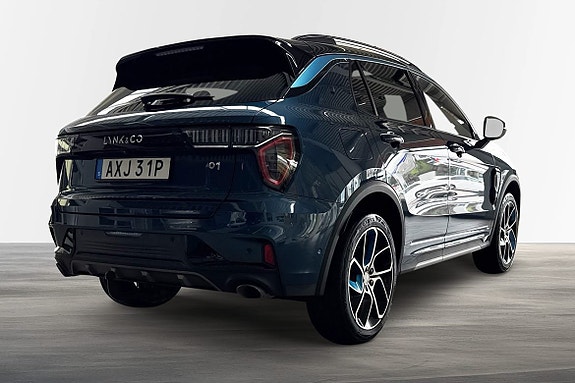 Lynk & Co 01 3 of 19