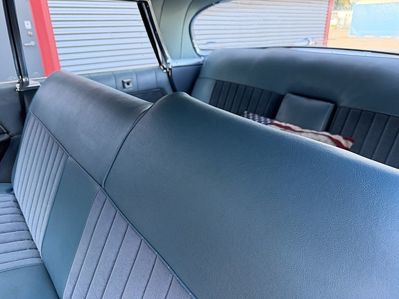 Chrysler Imperial 25 of 30