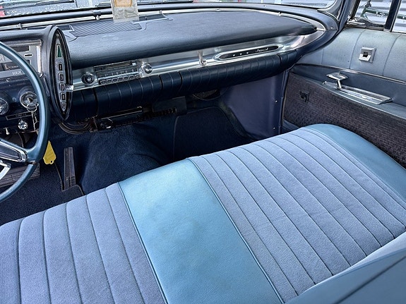 Chrysler Imperial 18 of 30
