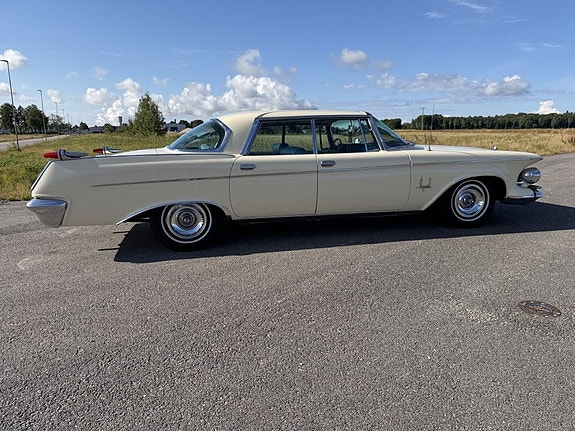 Chrysler Imperial 12 of 30