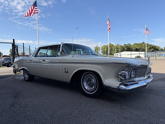 Chrysler Imperial 9 of 30