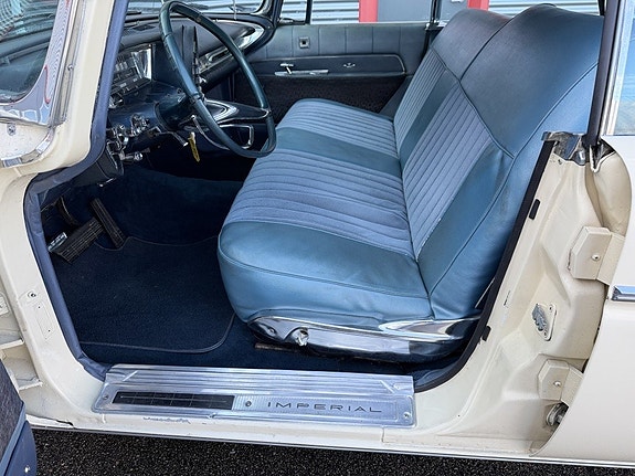 Chrysler Imperial 15 of 30