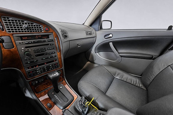 Saab 9-5 28 of 29