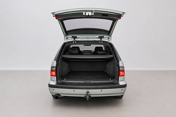 Saab 9-5 8 of 29