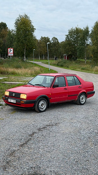 Volkswagen Jetta 6 of 11