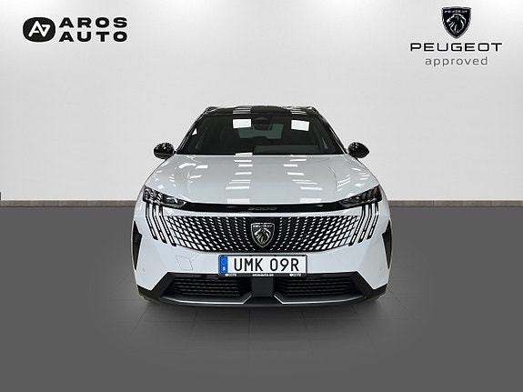 Peugeot 5008 2 of 15