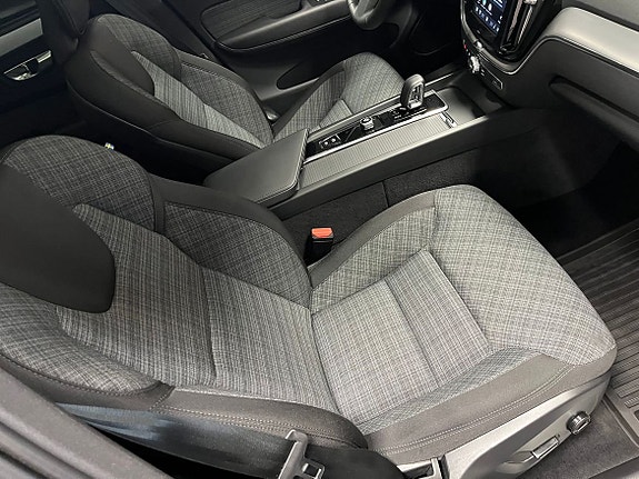 Volvo XC60 10 of 20