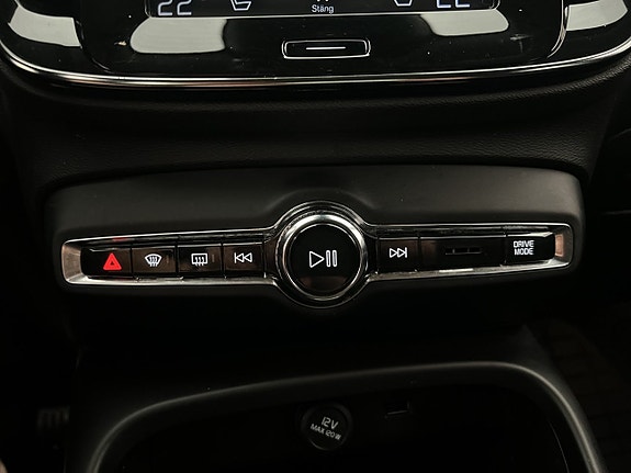 Volvo XC40 22 of 30