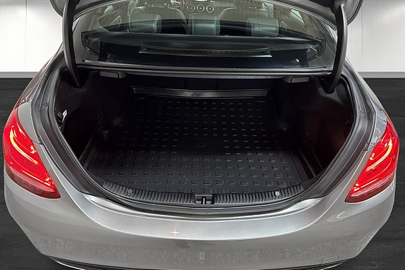 Mercedes-Benz C220 d 16 of 16