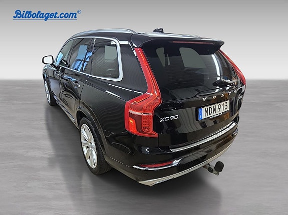 Volvo XC90 7 of 9