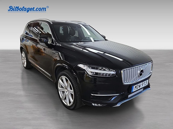Volvo XC90 3 of 9