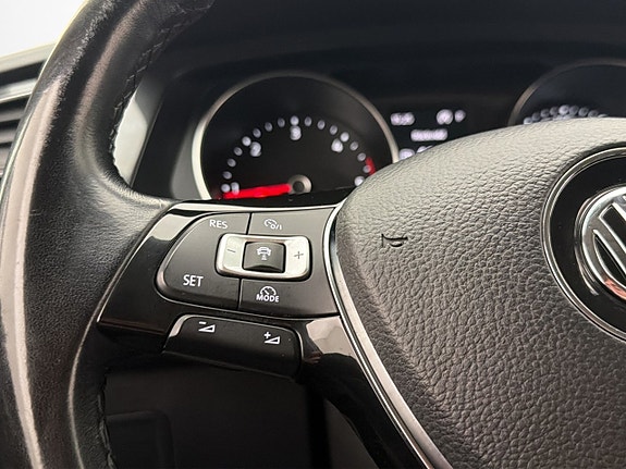 Volkswagen Tiguan Allspace 16 of 30
