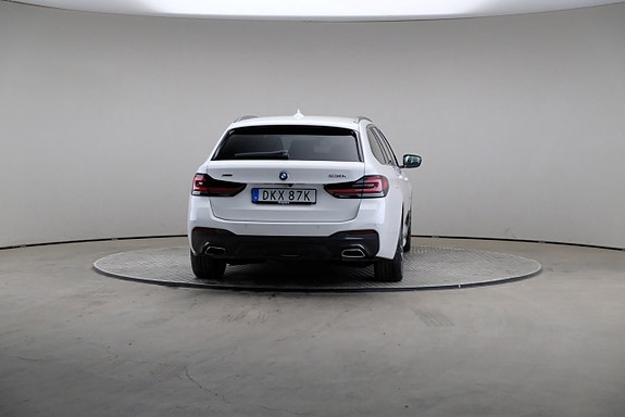 BMW 530e 5 of 26