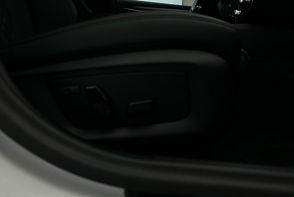 BMW 530e 18 of 26