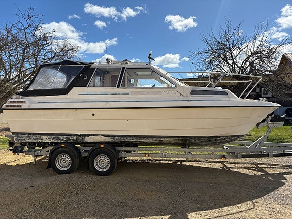 BELLA 7501 Volvo Penta -95 Sjösatt