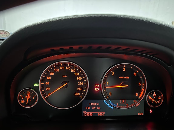 BMW X4 2 of 6