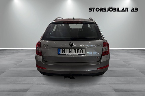 Skoda Octavia 4 of 18
