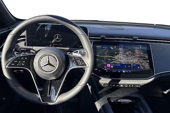 Mercedes-Benz E300 de 9 of 24