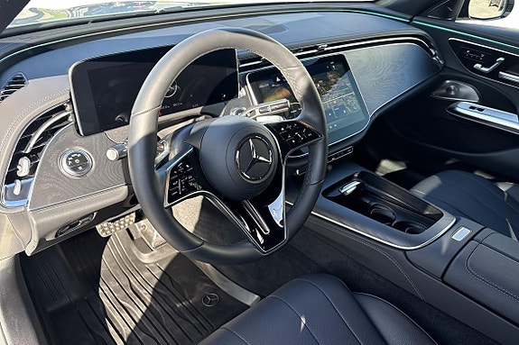 Mercedes-Benz E300 de 7 of 24