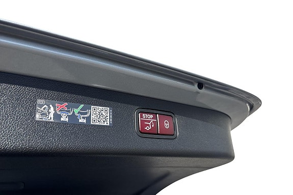 Mercedes-Benz E300 de 18 of 24