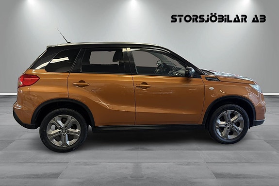 Suzuki Vitara 2 of 19