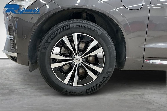 Volvo XC60 15 of 18