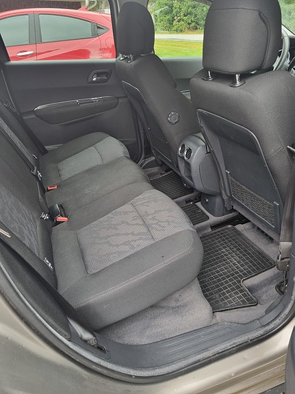 Peugeot 3008 4 of 7