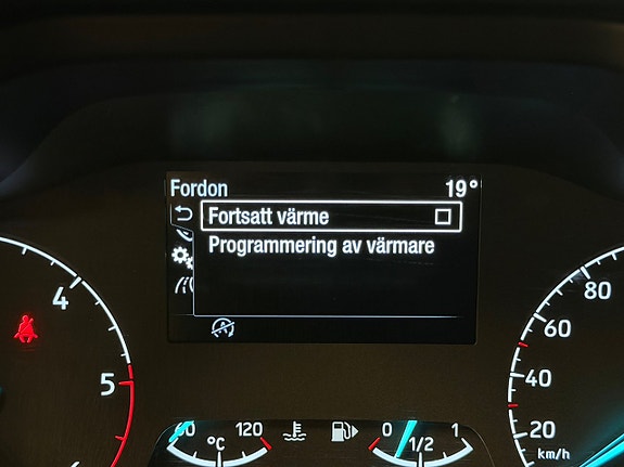 Ford Transit Connect 11 of 24