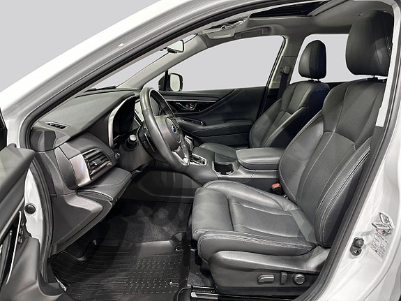 Subaru Outback 8 of 20