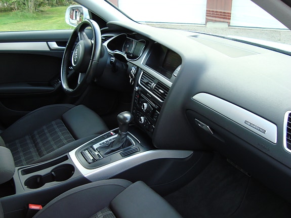 Audi A4 6 of 11