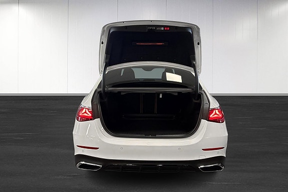 Mercedes-Benz E220 d 13 of 20
