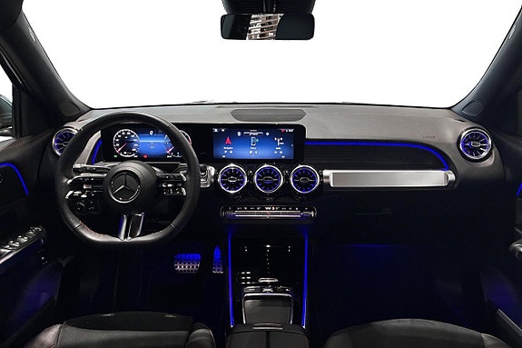 Mercedes-Benz GLB220 d 9 of 22