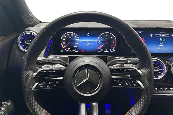Mercedes-Benz GLB220 d 6 of 22
