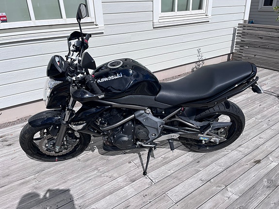 Kawasaki Ninja ER-6 2 of 10