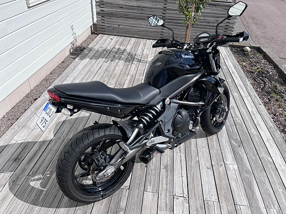 Kawasaki Ninja ER-6 3 of 10