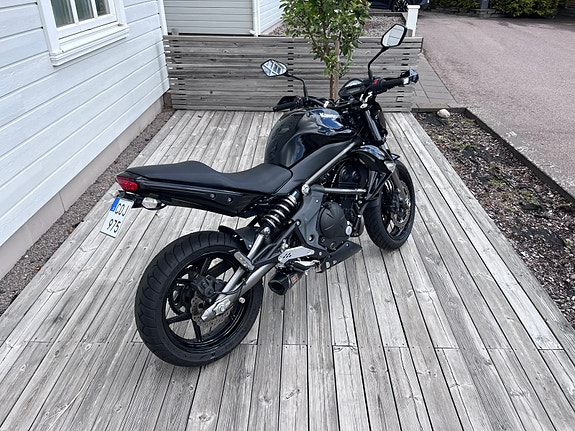 Kawasaki Ninja ER-6 9 of 10