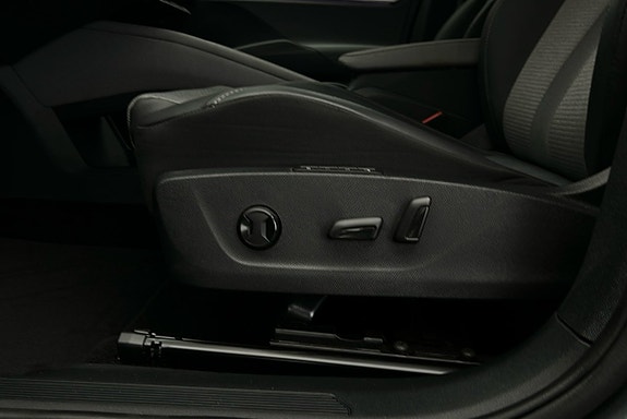 Skoda Enyaq 19 of 30
