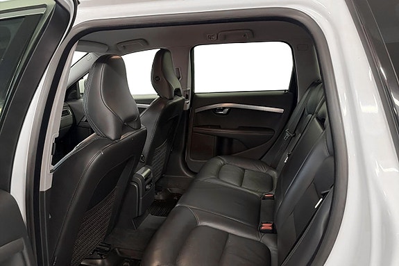Volvo XC70 10 of 21