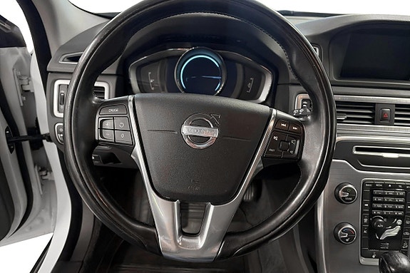 Volvo XC70 17 of 21