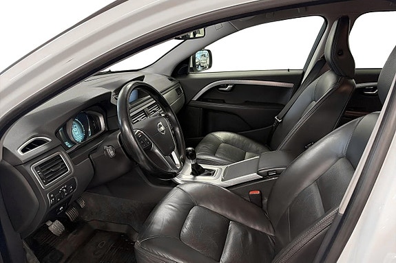 Volvo XC70 9 of 21