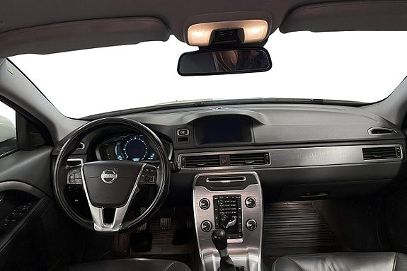 Volvo XC70 11 of 21