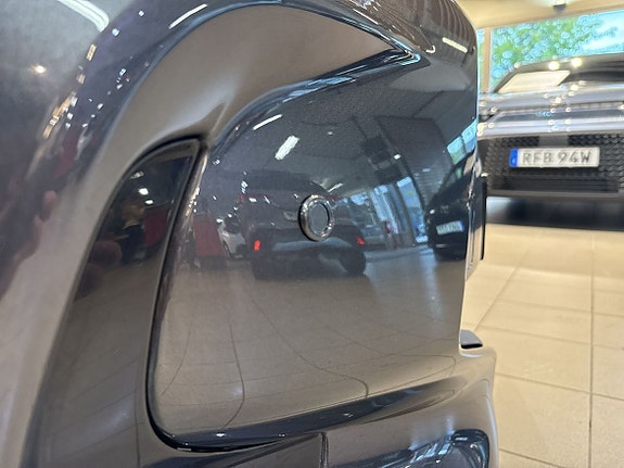 Toyota Yaris 12 of 15