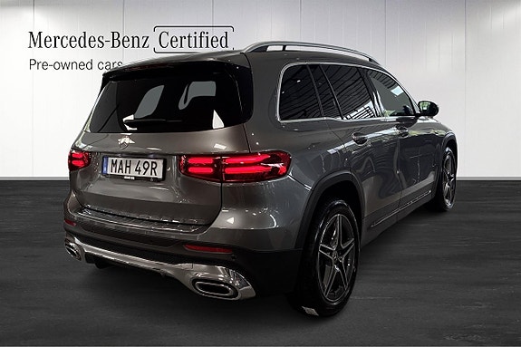 Mercedes-Benz GLB200 3 of 19
