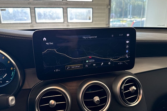 Mercedes-Benz GLC300 de 11 of 22