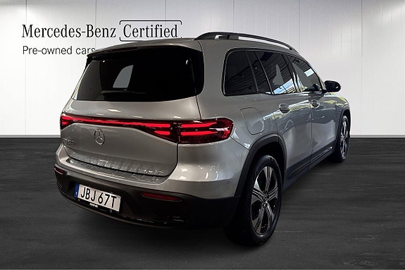 Mercedes-Benz EQB250+ 3 of 18